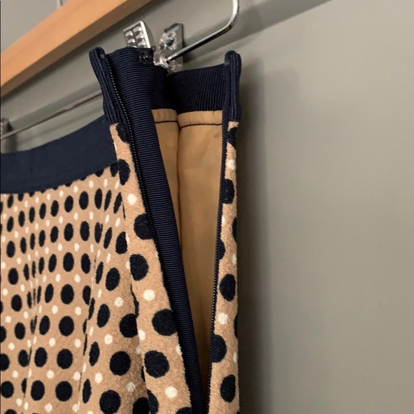 Ann Taylor skirt - Picture 3 of 4